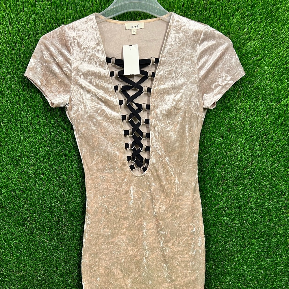 Velvet body con dress